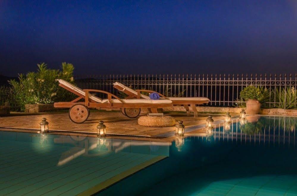 Sounio Villa Piraeus Exterior photo